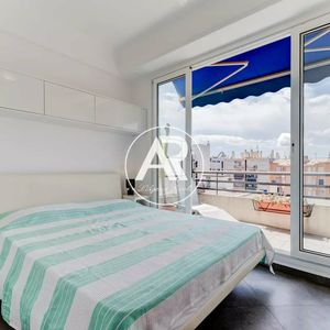 Property in Carre d'Or