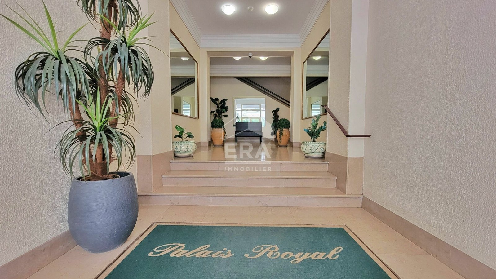 Property photo in Carre d'Or