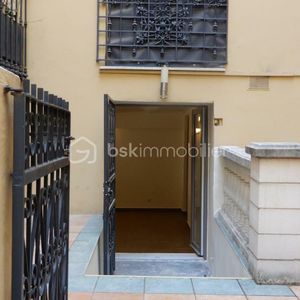 Property in Musicians Quarter