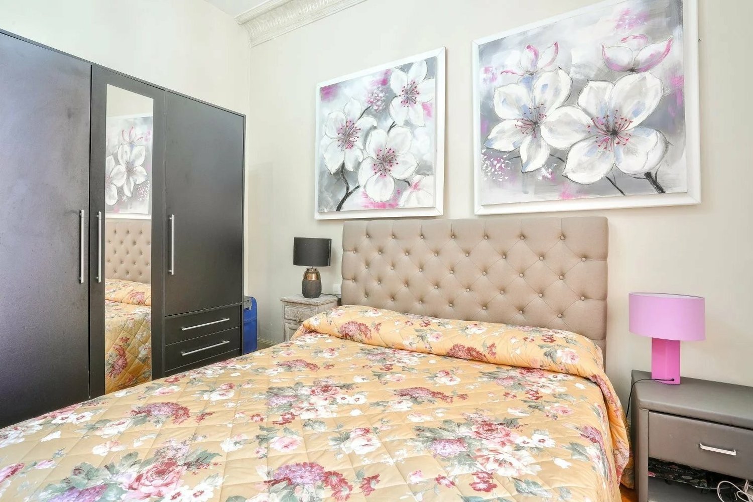 Property photo in Musicians Quarter