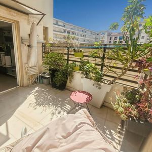 Property in Musicians Quarter