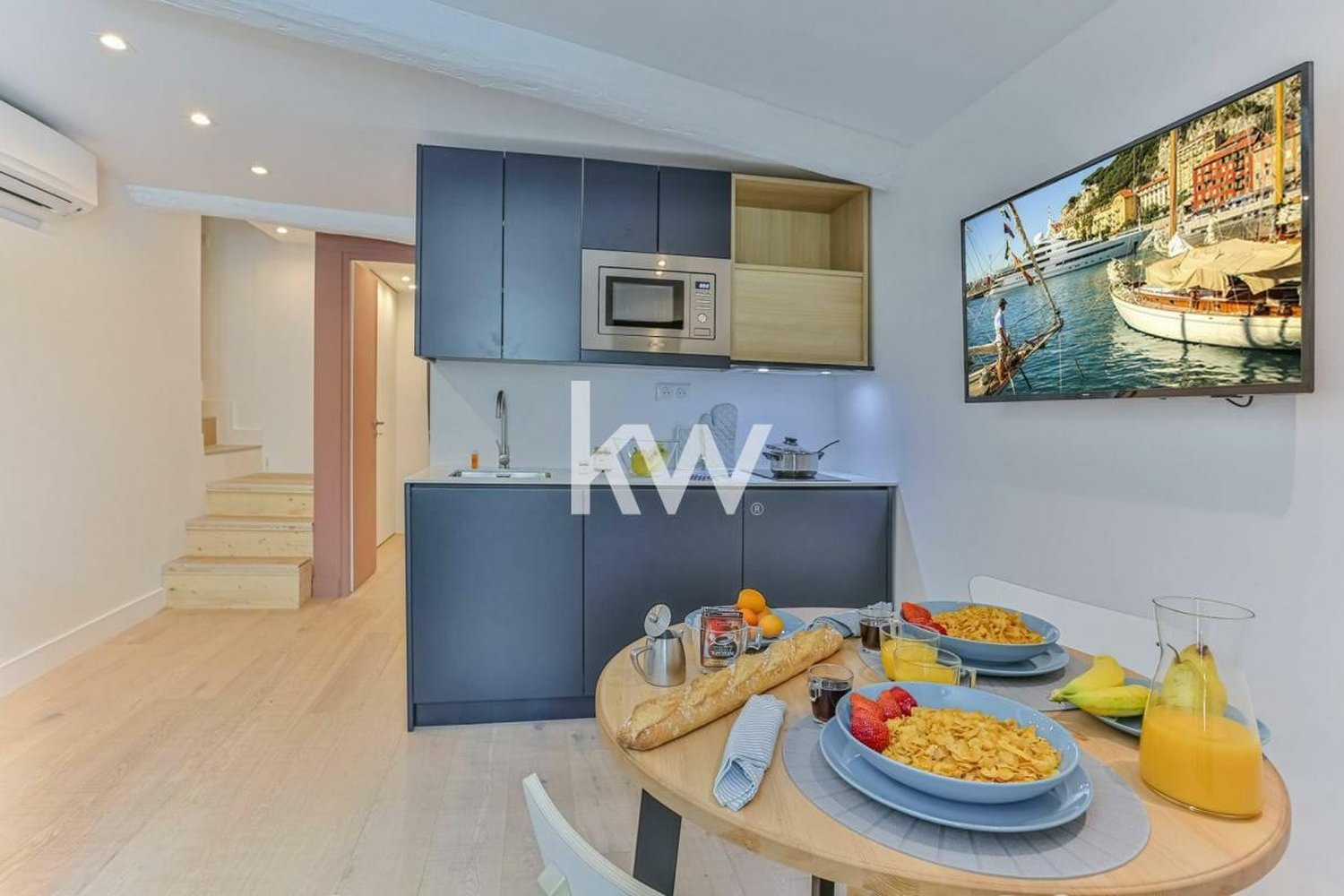 Property photo in Port