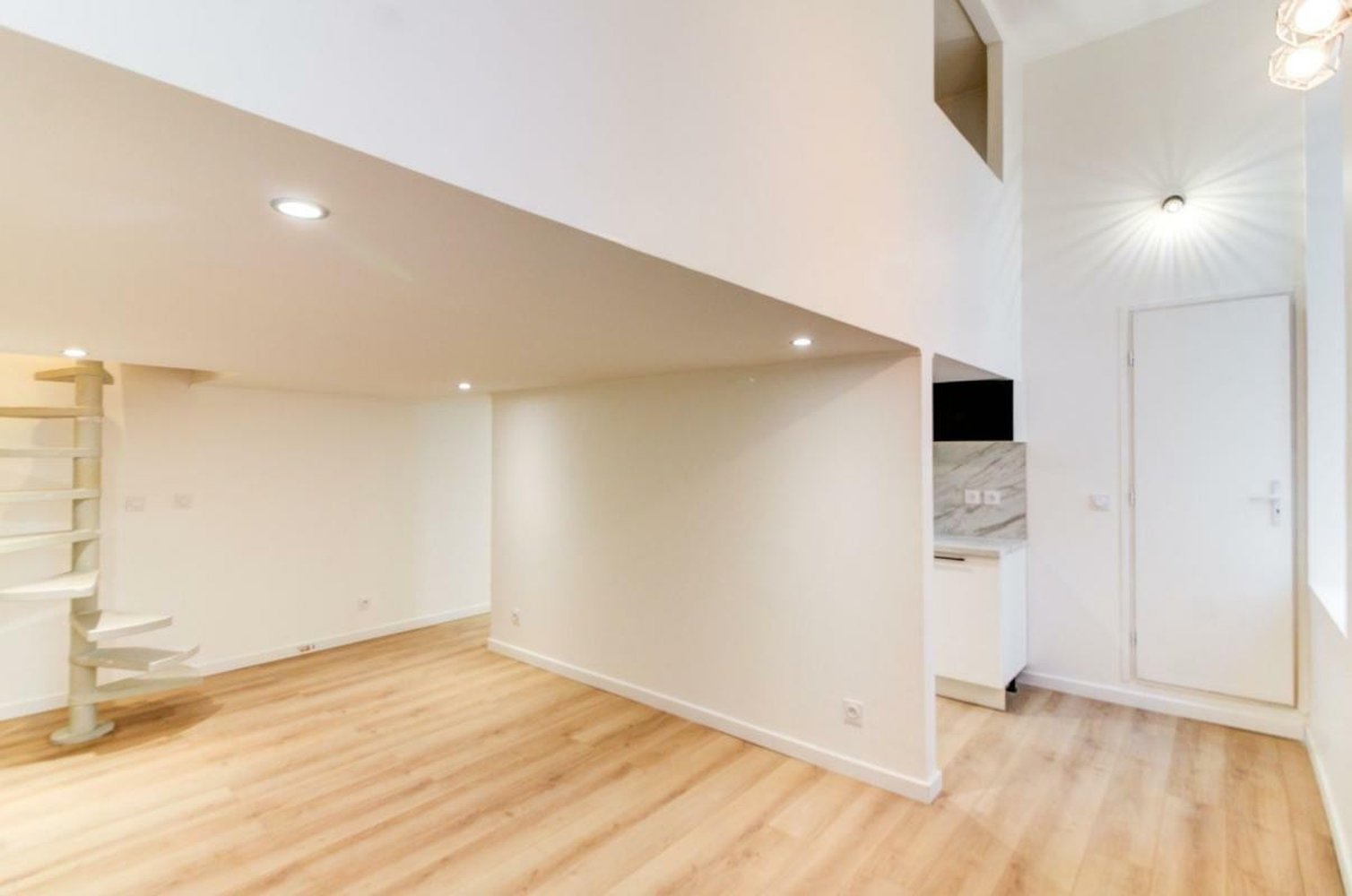 Property photo in Port