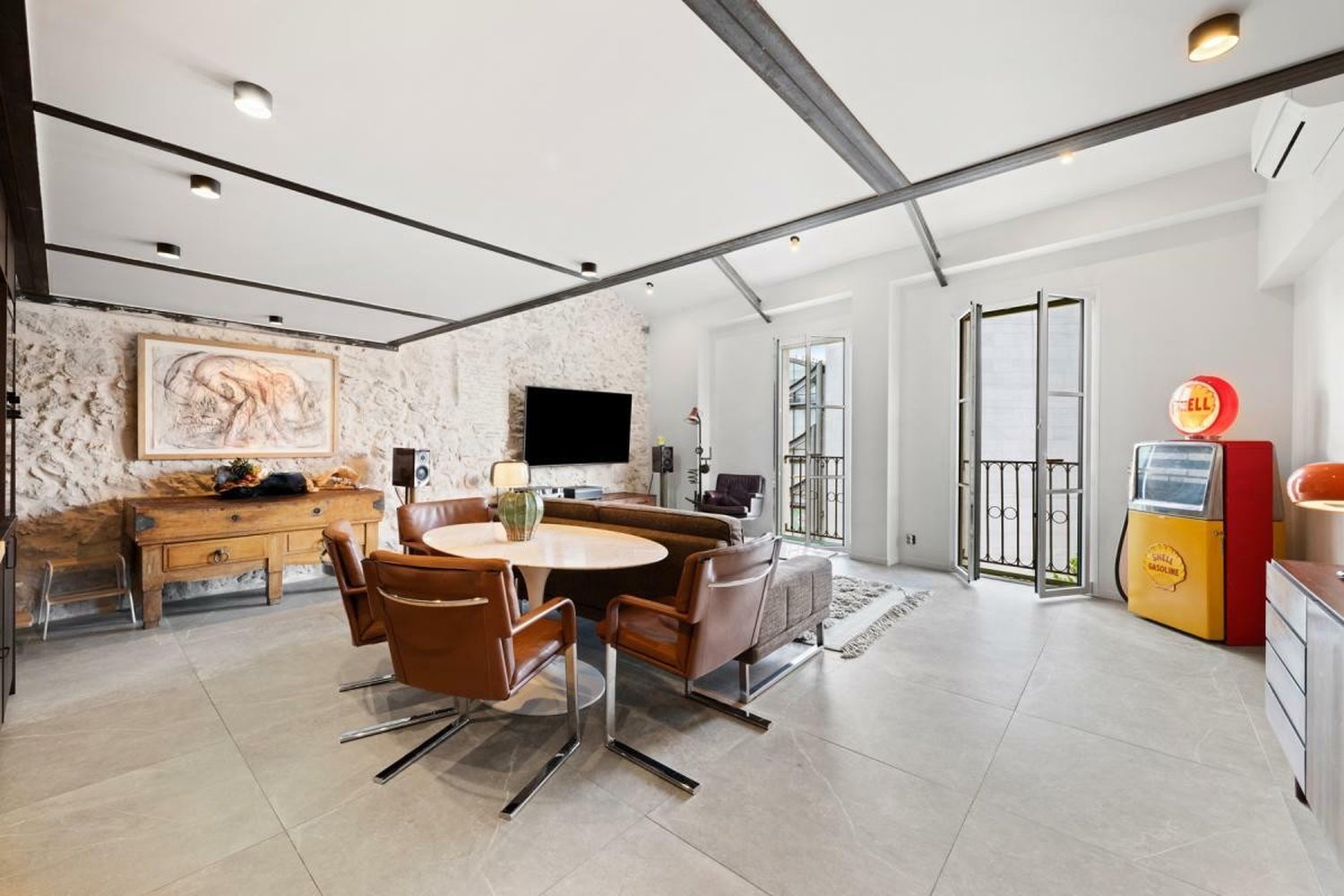 Property photo in Port