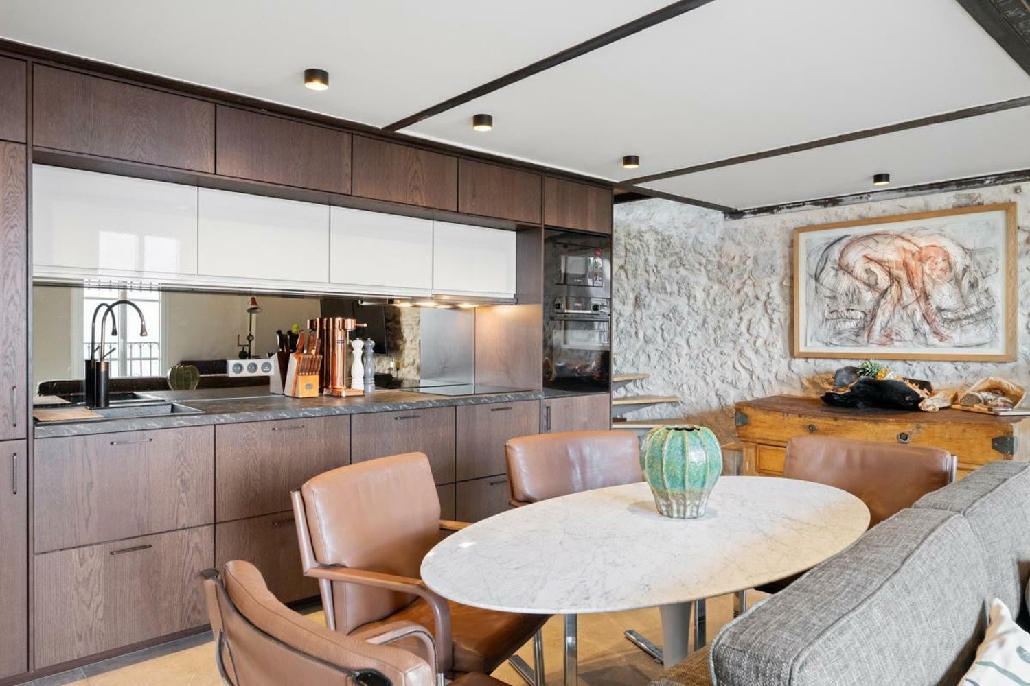 Property photo in Port