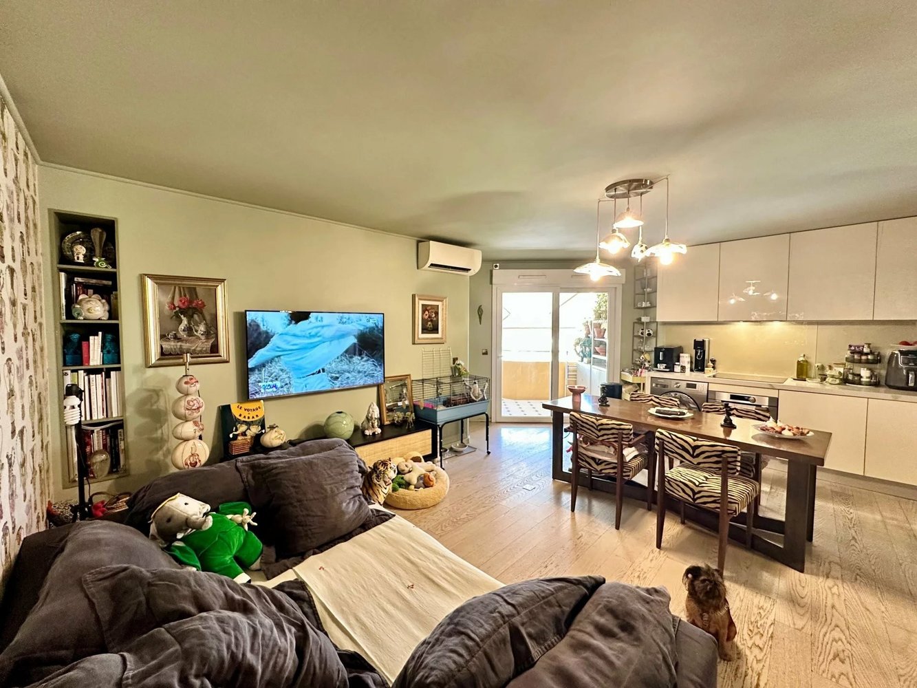 Property photo in Port