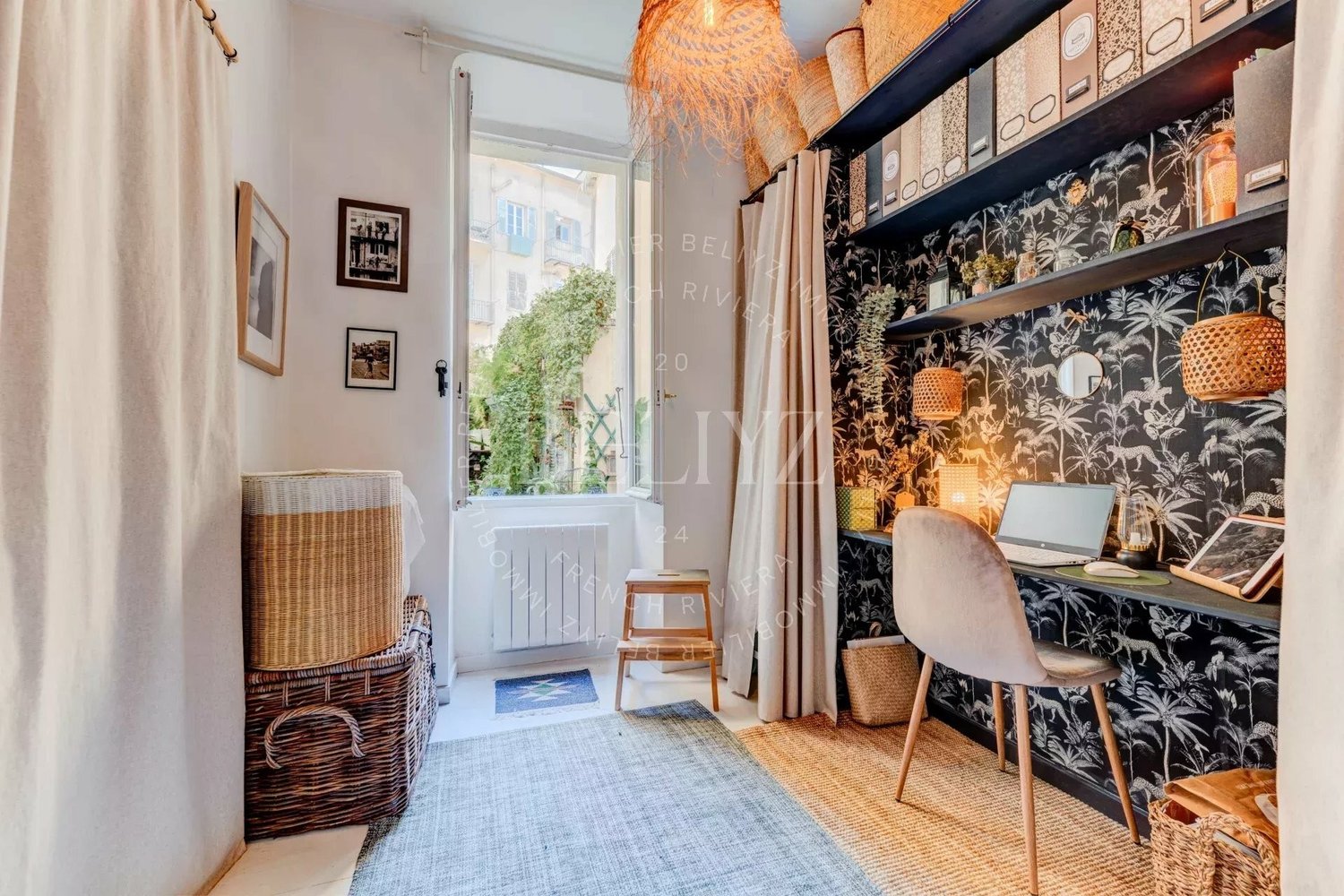 Property photo in Port