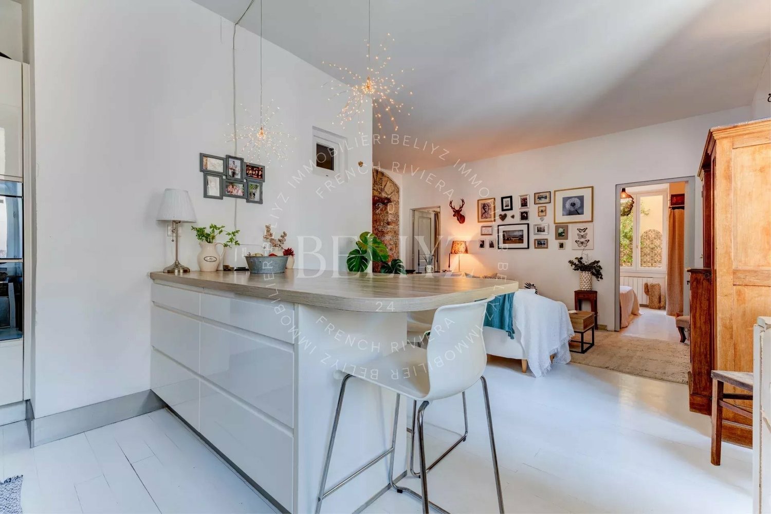 Property photo in Port