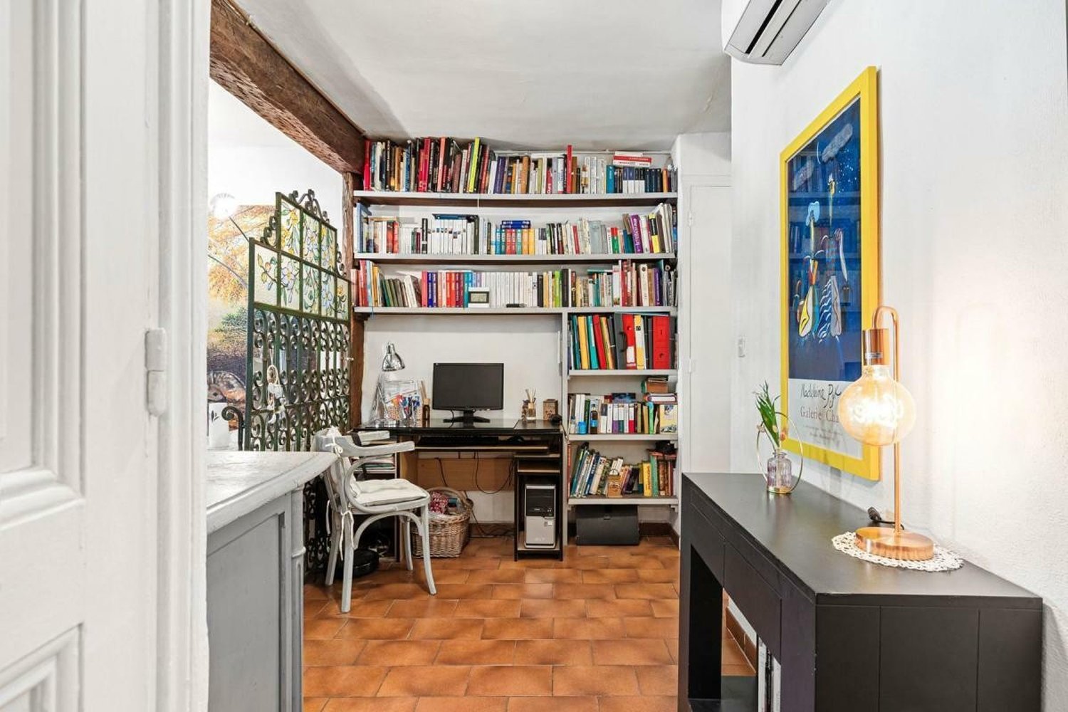 Property photo in Port