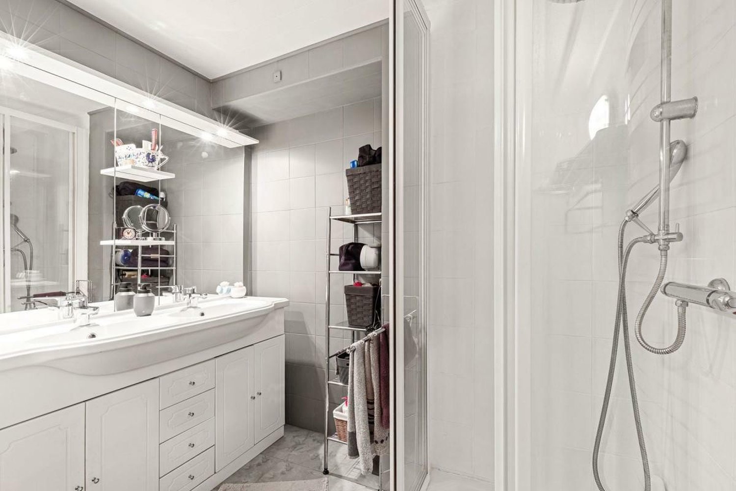 Property photo in Port