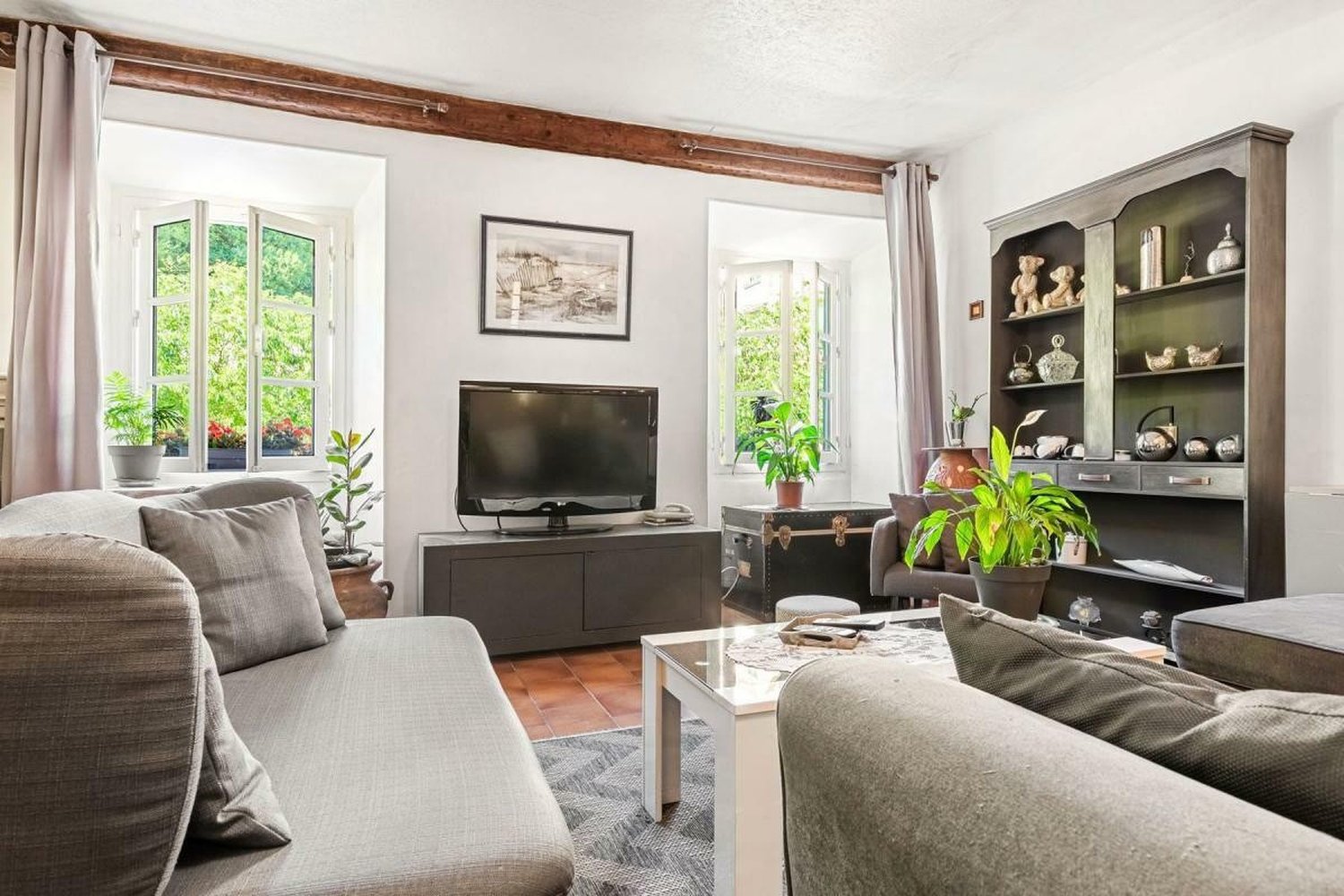 Property photo in Port