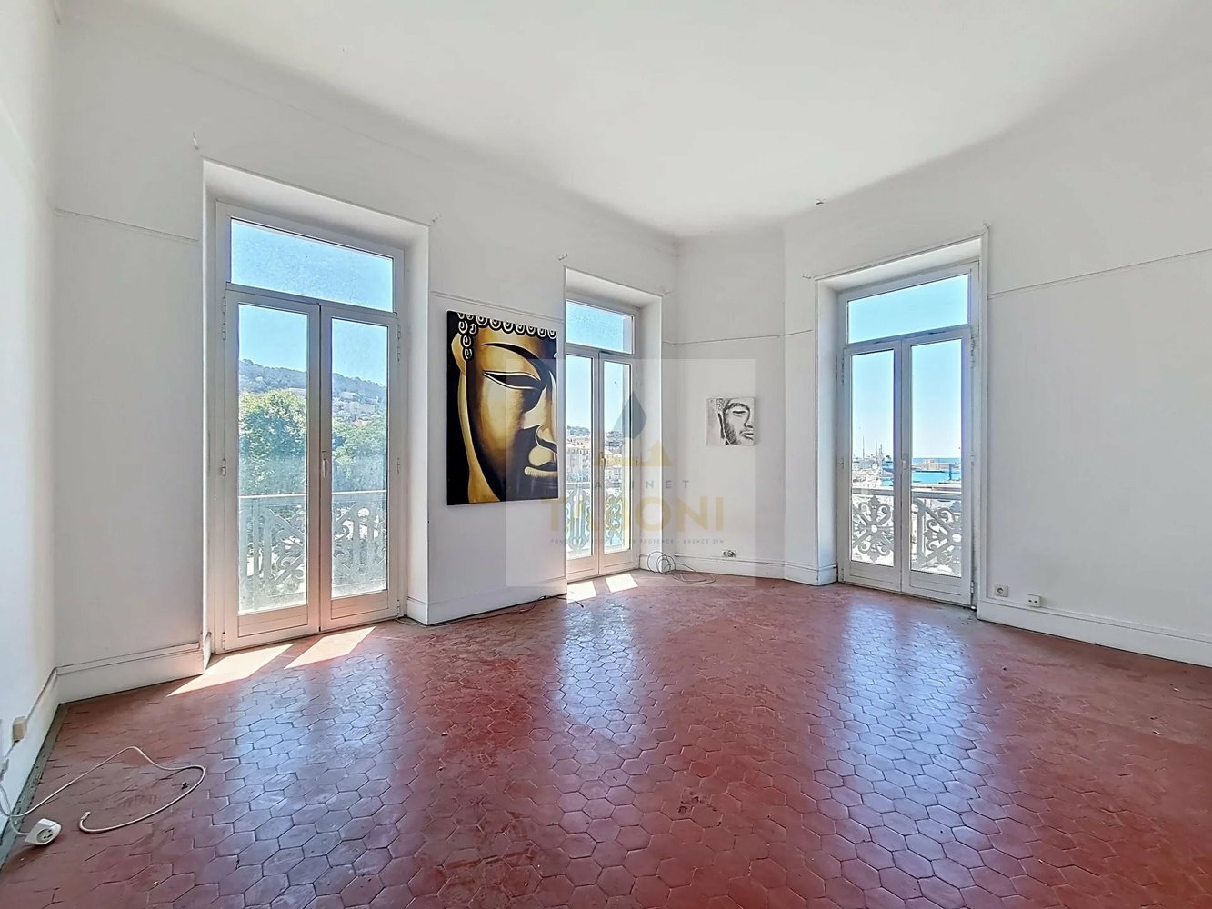 Property photo in Port