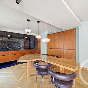 Property in Carre d'Argent