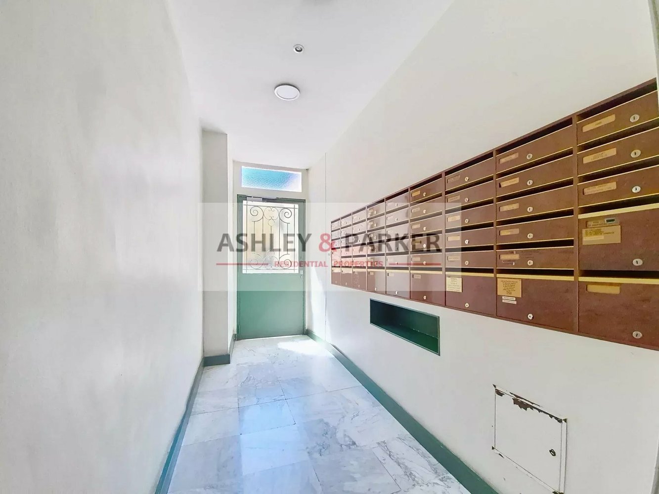 Property photo in Carre d'Argent