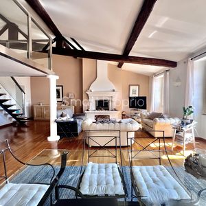 Property in Carre d'Argent