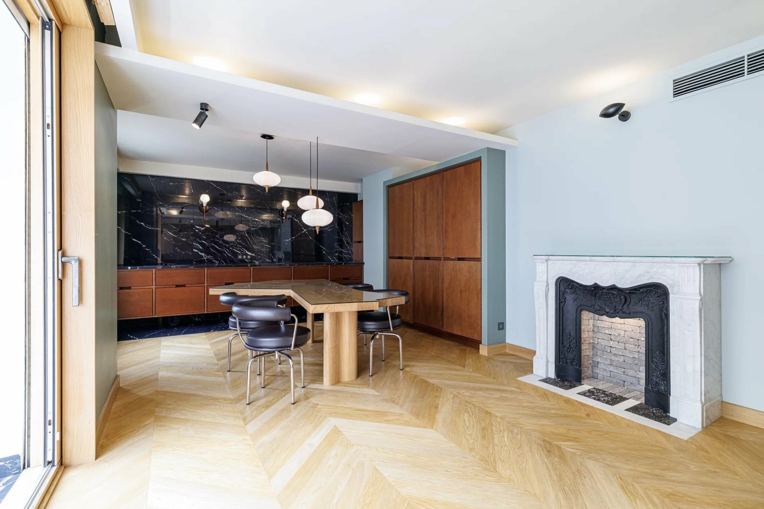 Property photo in Carre d'Argent