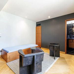 Property in Carre d'Argent