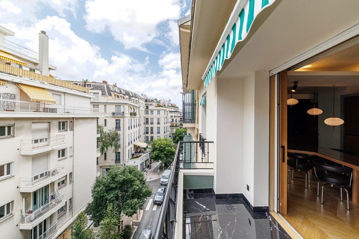 Property photo in Carre d'Argent