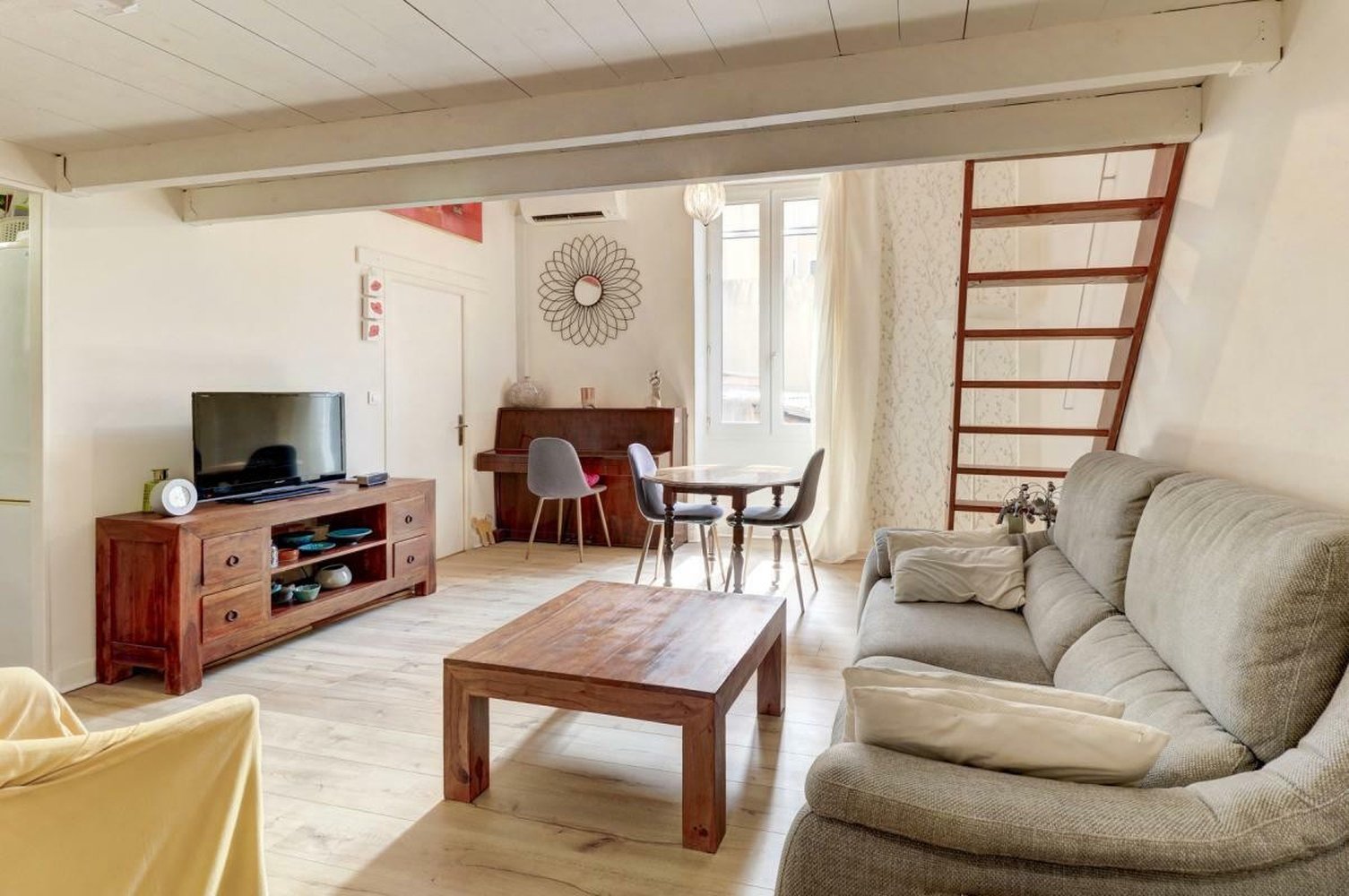 Property photo in Carre d'Argent