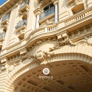 Property in Carre d'Argent