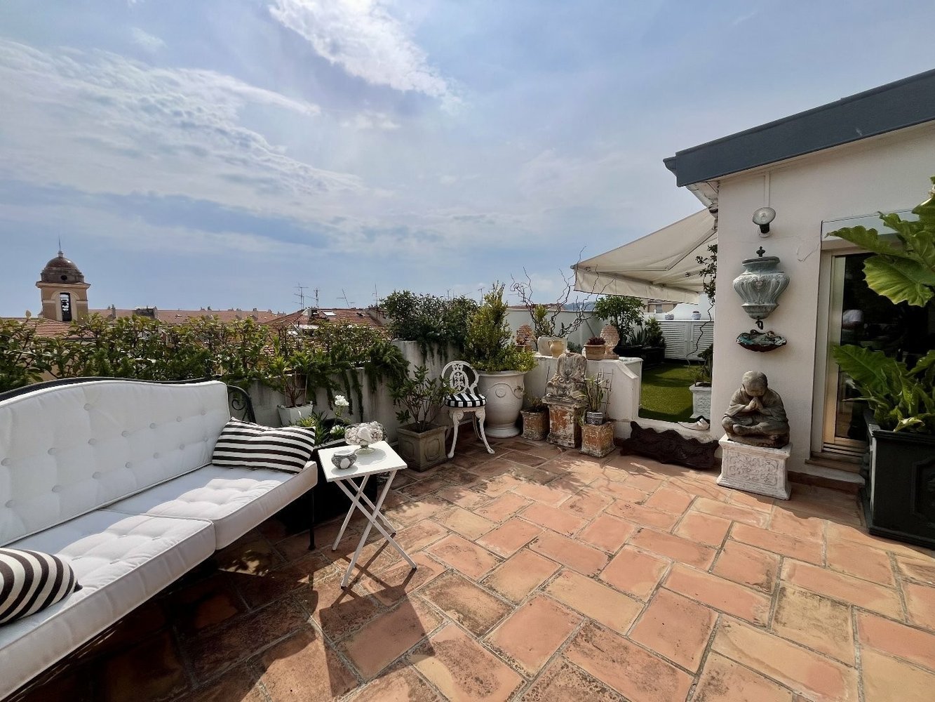 Property photo in Carre d'Argent