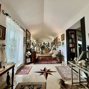 Property in Carre d'Argent