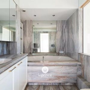 Property in Carre d'Argent