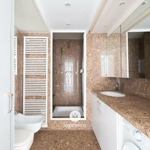 Property in Carre d'Argent