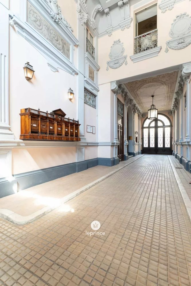 Property photo in Carre d'Argent