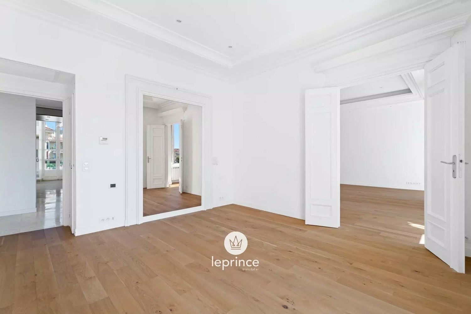 Property photo in Carre d'Argent