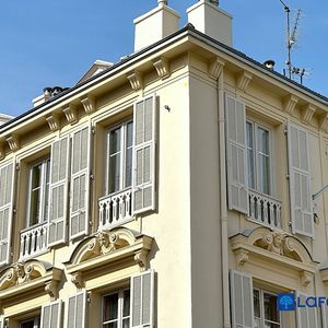 Property in Carre d'Argent