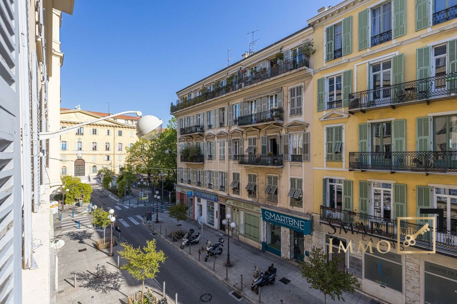 Property photo in Carre d'Argent