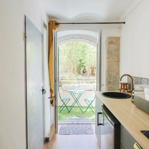 Property in Carre d'Or