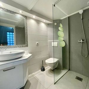 Property in Carre d'Or