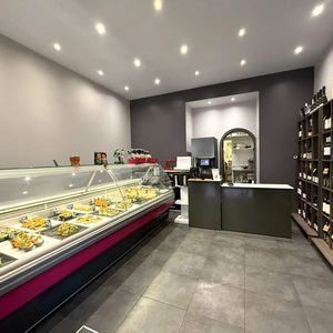 Property in Carre d'Or