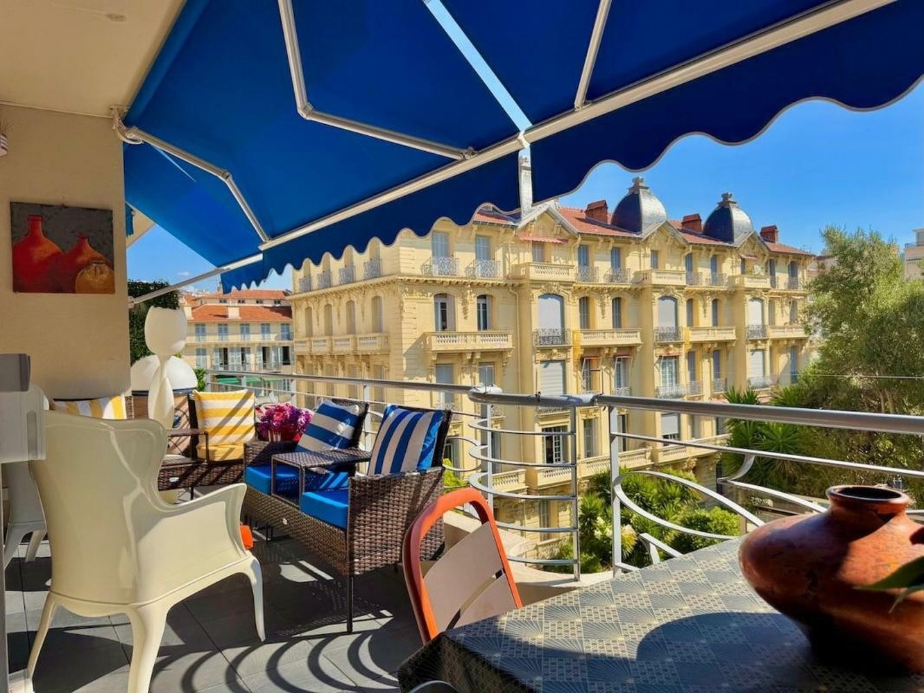 Property photo in Carre d'Or