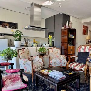 Property in Carre d'Or