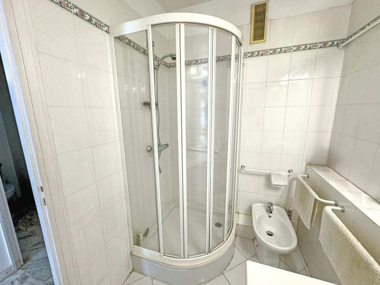 Property photo in Carre d'Or