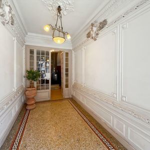 Property in Carre d'Or