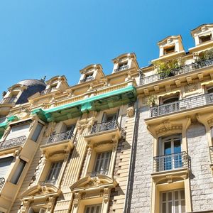 Property in Carre d'Or