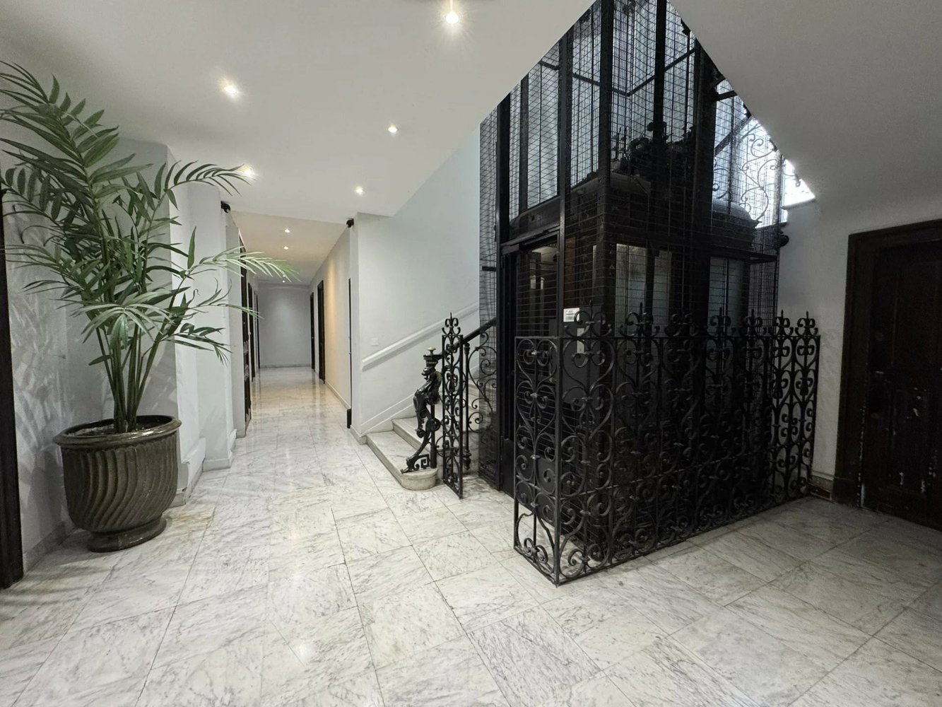 Property photo in Carre d'Or