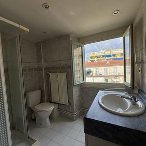 Property in Carre d'Or