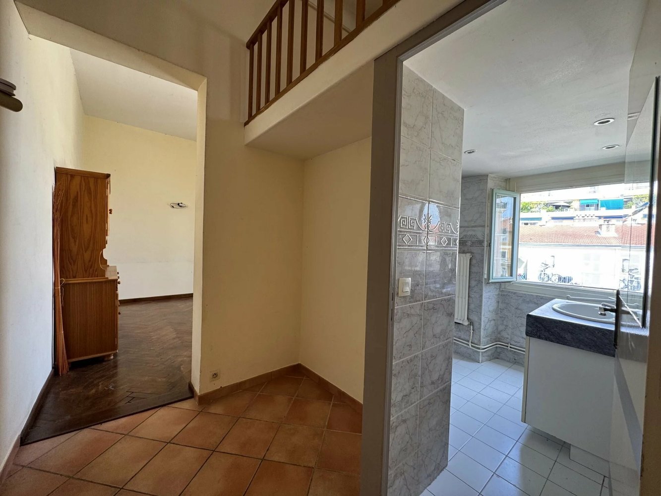 Property photo in Carre d'Or