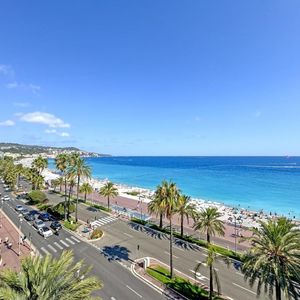 Property in Carre d'Or