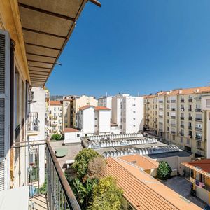 Property in Carre d'Or