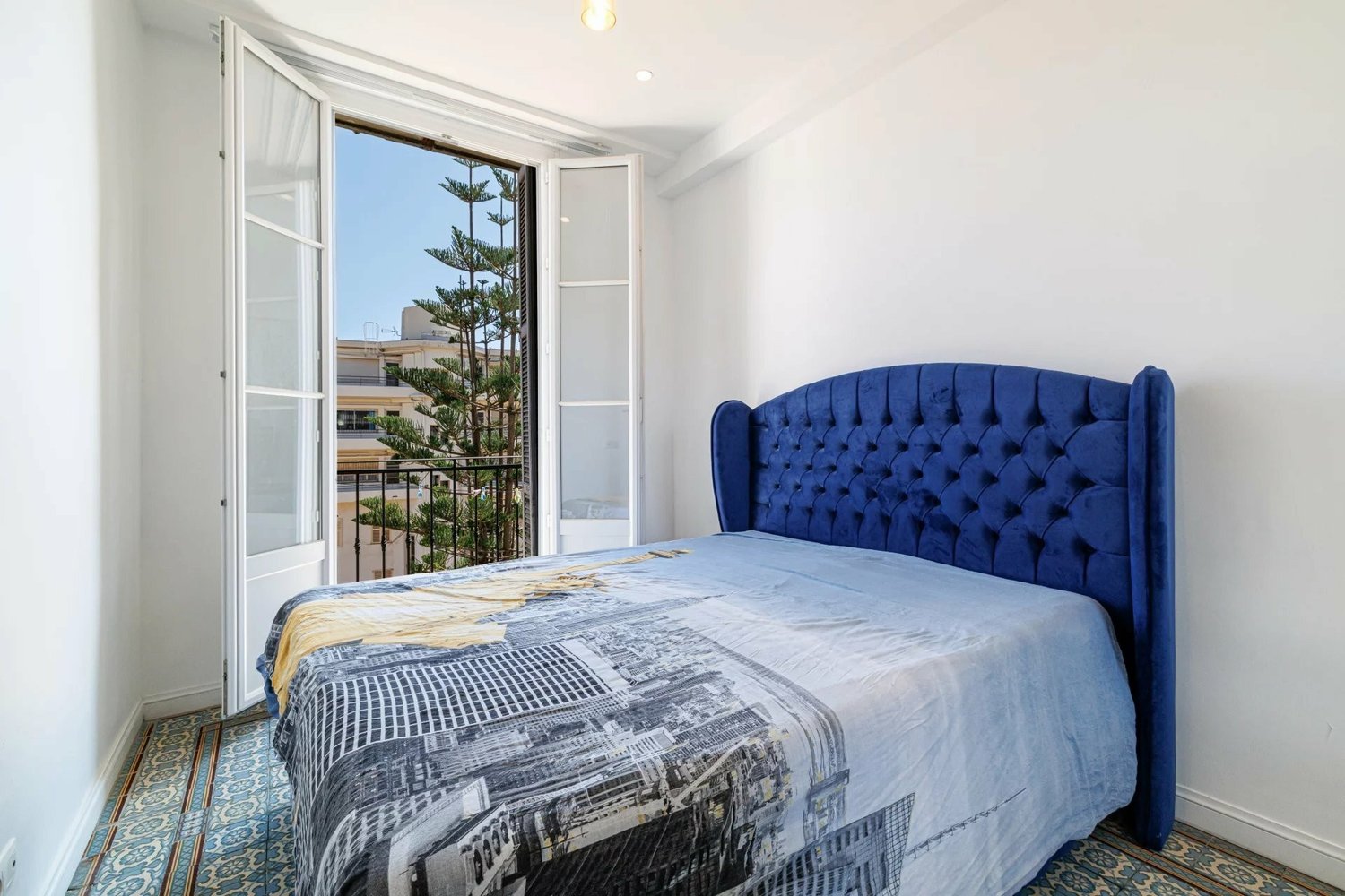 Property photo in Carre d'Or