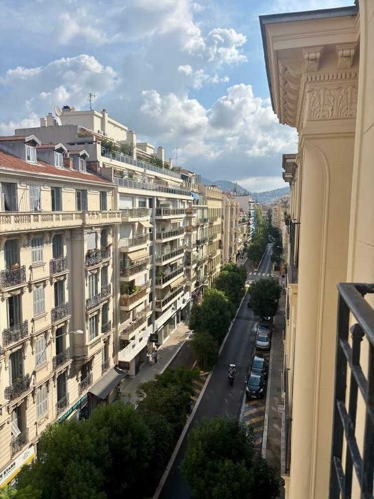 Property photo in Carre d'Or