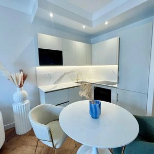 Property in Carre d'Or