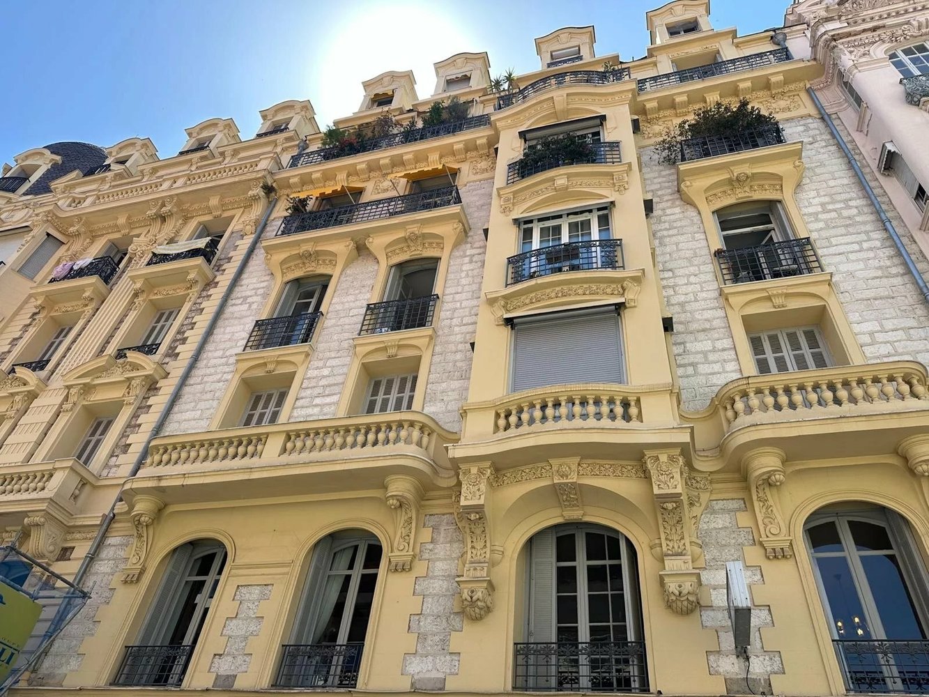 Property photo in Carre d'Or