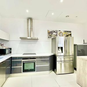 Property in Musicians Quarter